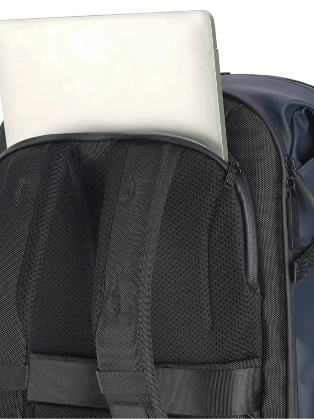 VANGUARD VEO Lite B30L Camera Backpack 16” Laptop 3-Way Access Navy